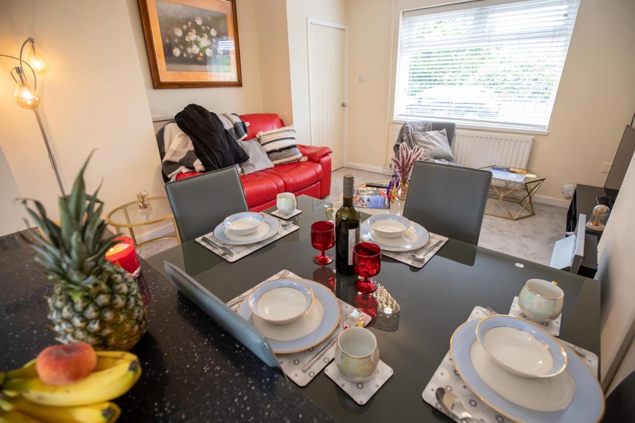 Og Stays Ii- 3Bedroom House Near Nissan & Stadium, Free Parking ซันเดอร์แลนด์ ภายนอก รูปภาพ